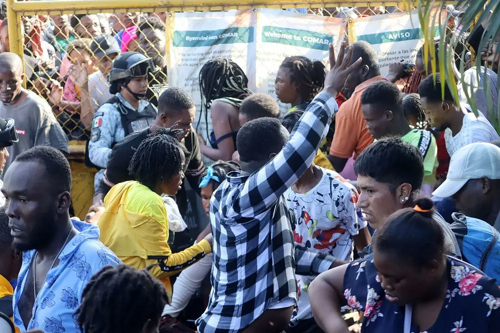 21mexico-migration-05-khwb-superJumbo