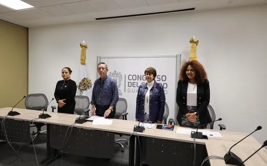 slide_WhatsApp_Image_2024-10-08_at_12.19.23_PM