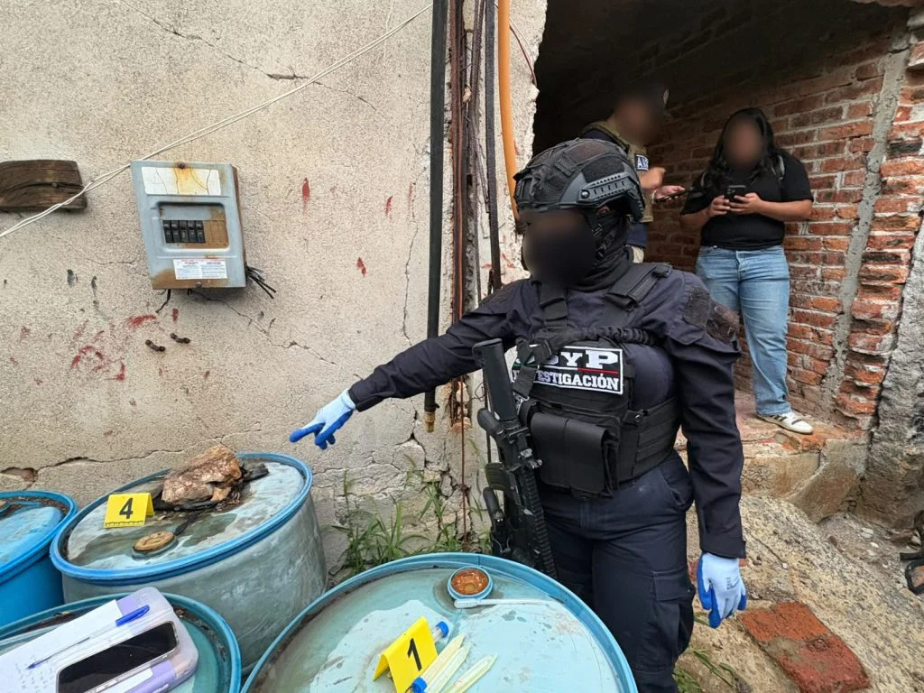 Asegura-Secretaria-de-Seguridad-y-Paz-inmueble-investigado-por-presuntos-delitos-con-precursores-quimicos-en-Salamanca-02-1024x768