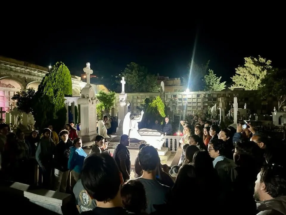 WhatsApp Image 2025-10-30 at 17.03.17 (1)