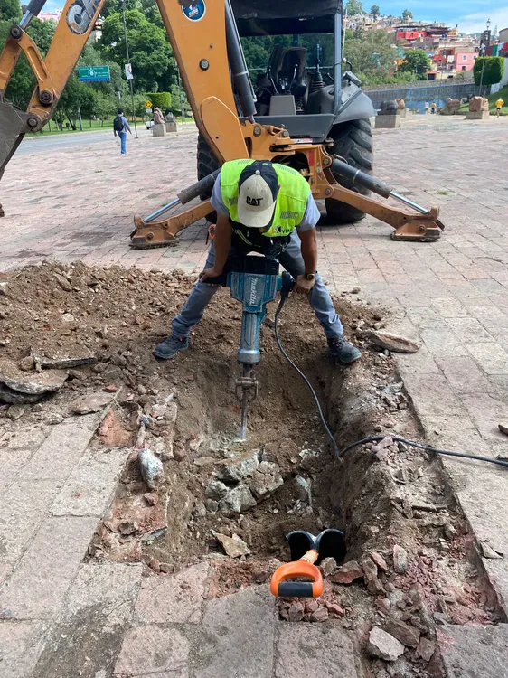 WhatsApp Image 2024-09-19 at 17.08.01