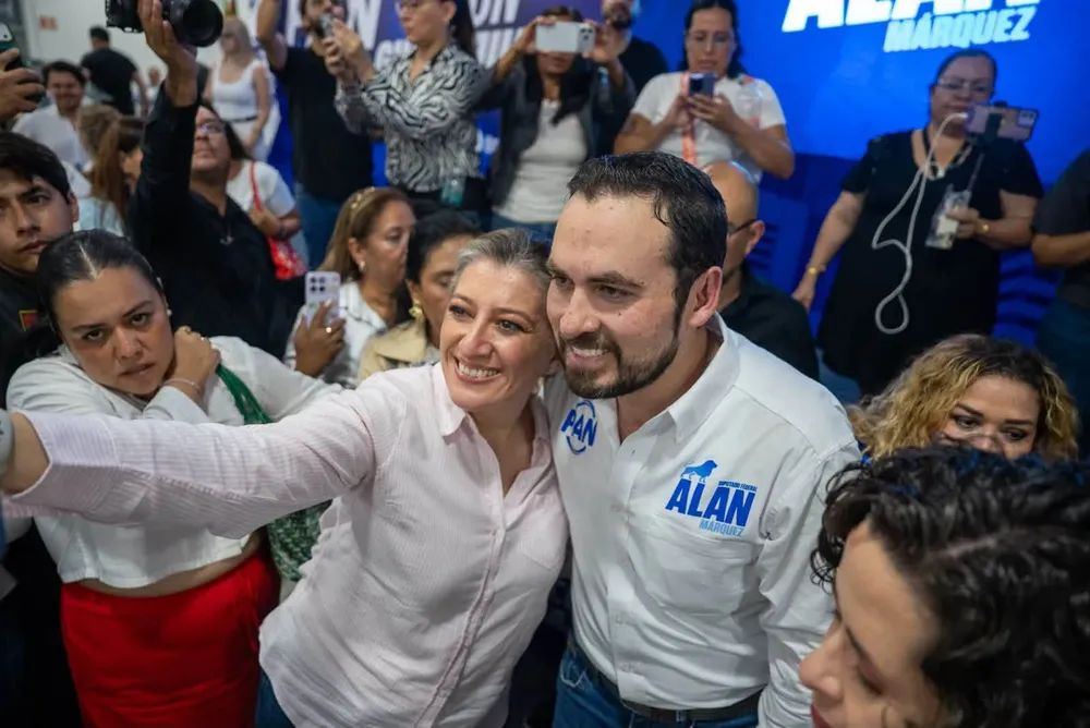 Alan4 y laura