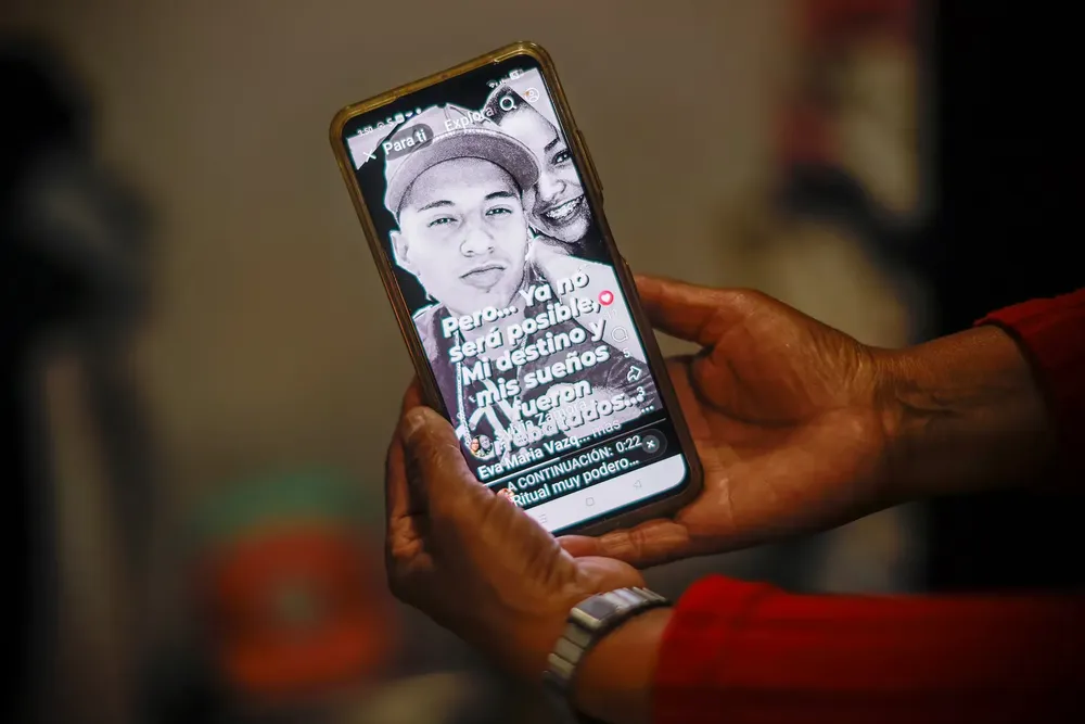 Madre busca hijo copia