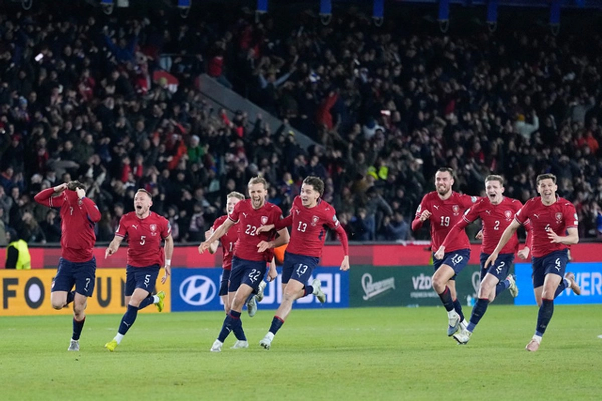 republica checa-logra su pase