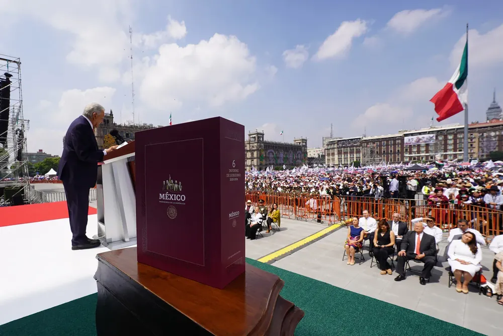 2024-09-01-Presidente-AMLO-Sexto-Informe-de-Gobierno-Zocalo-Ciudad-de-México-Foto-12
