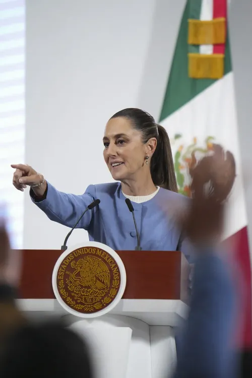 2025-08-01_Conferencia_de_prensa_matutina_-_Palacio_Nacional__02_HC