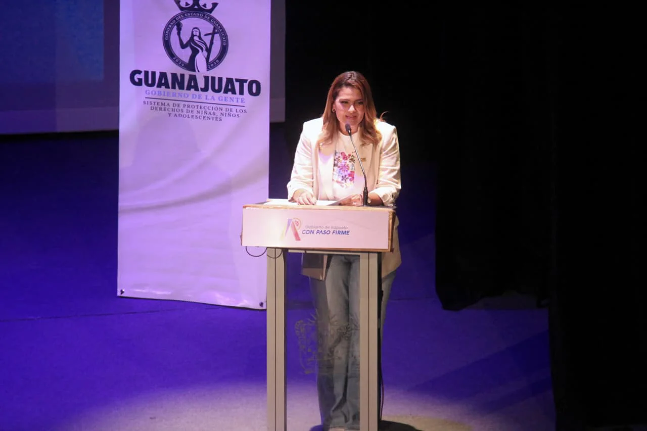 Eres lo que Publicas , Foro SIPINNA, IRAPUATO (8)