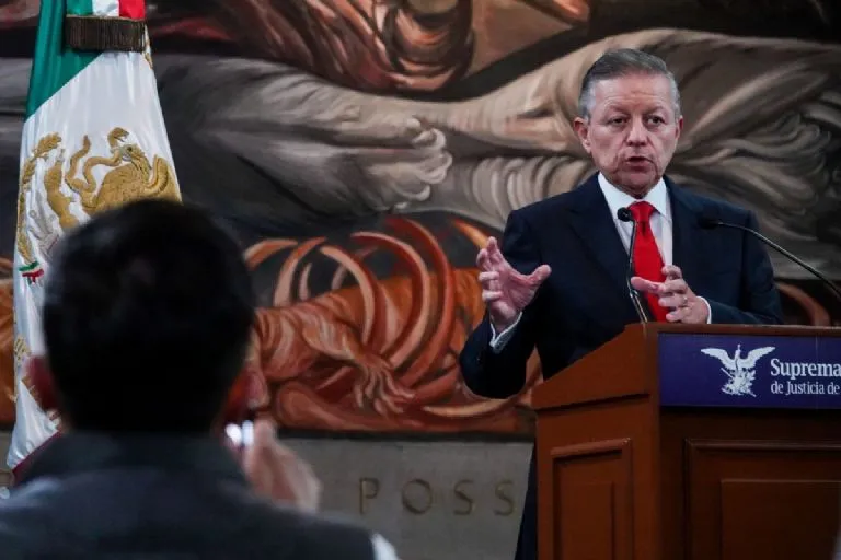 f768x1-842190_842317_15