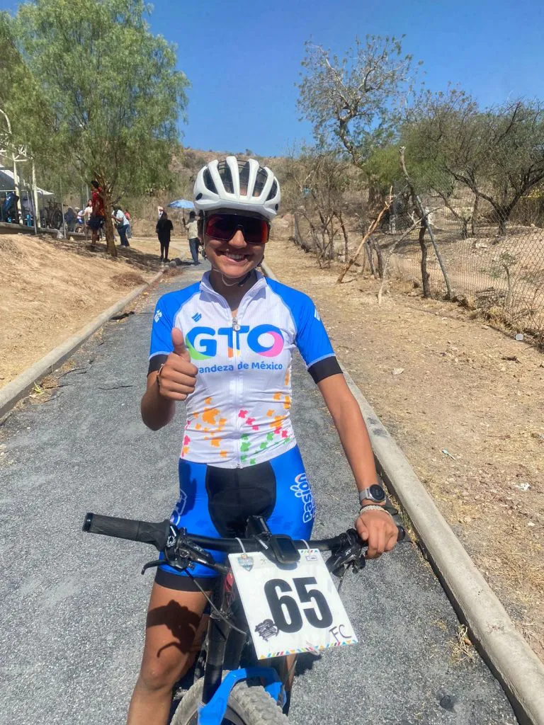 CICLISMO-768x1024