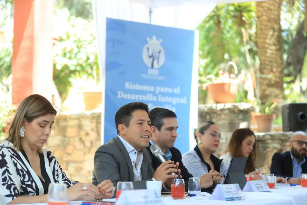 1-Reunion-Regiona-SMDIF-8-1024x683