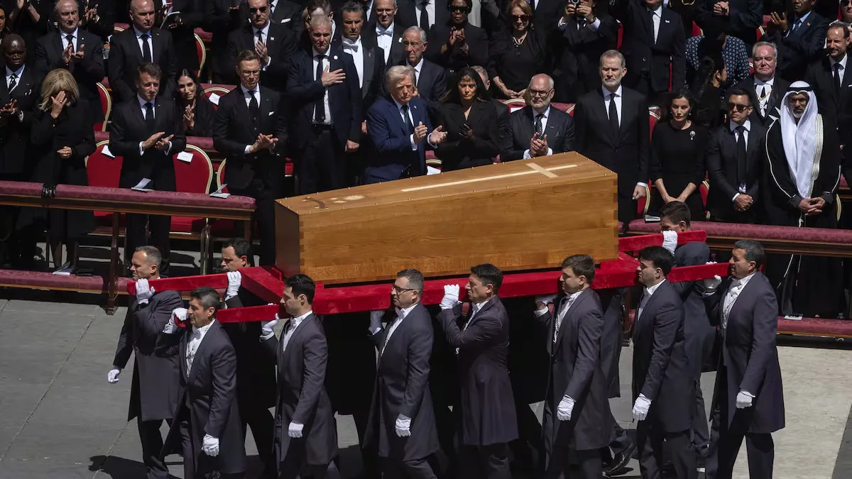 Papa Francisco Funerales copia