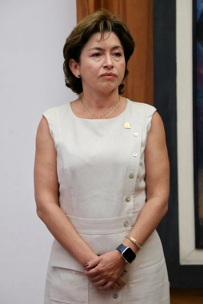 WhatsApp Image 2025-10-17 at 16.38.45