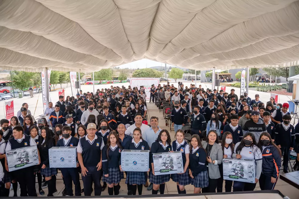 66d2af_ff683b55047a480e8c3ee083b2403236~mv2