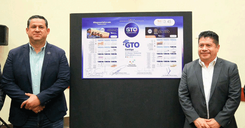 Firma-de-los-Calendarios-Escolares-para-el-Ciclo-Escolar-2024-2025-3-835x439