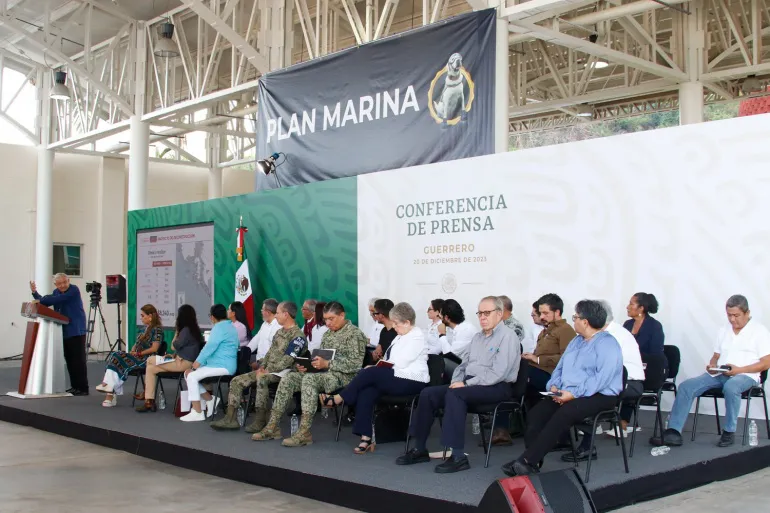 2023-12-20-Conferencia-de-prensa-matutina-Palacio-Nacional-Foto-15-770x513