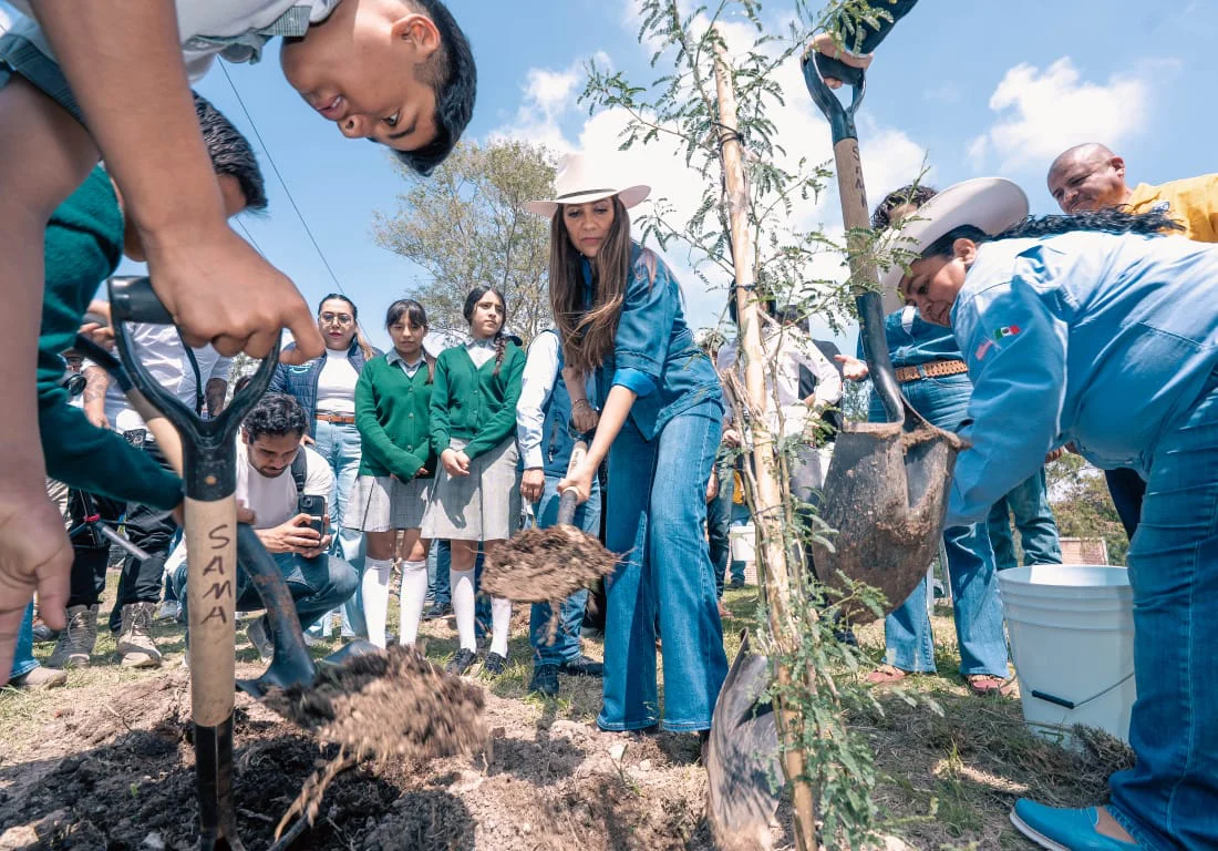 Jornada_de_Reforestación_en_el_Marco_del_Día_Mundial_del_Árbol_4