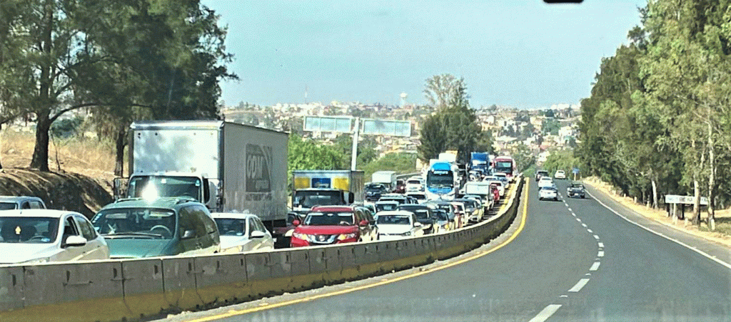 trafico-acceso-a-Guanajuato-1024x452