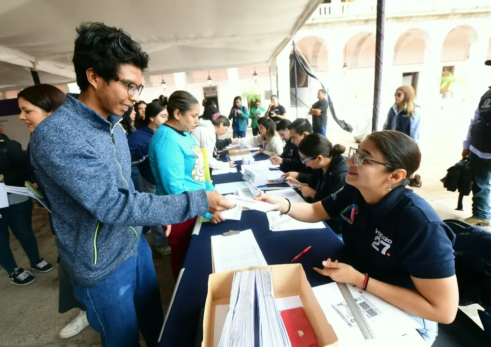 Entrega de Becas Si (2)