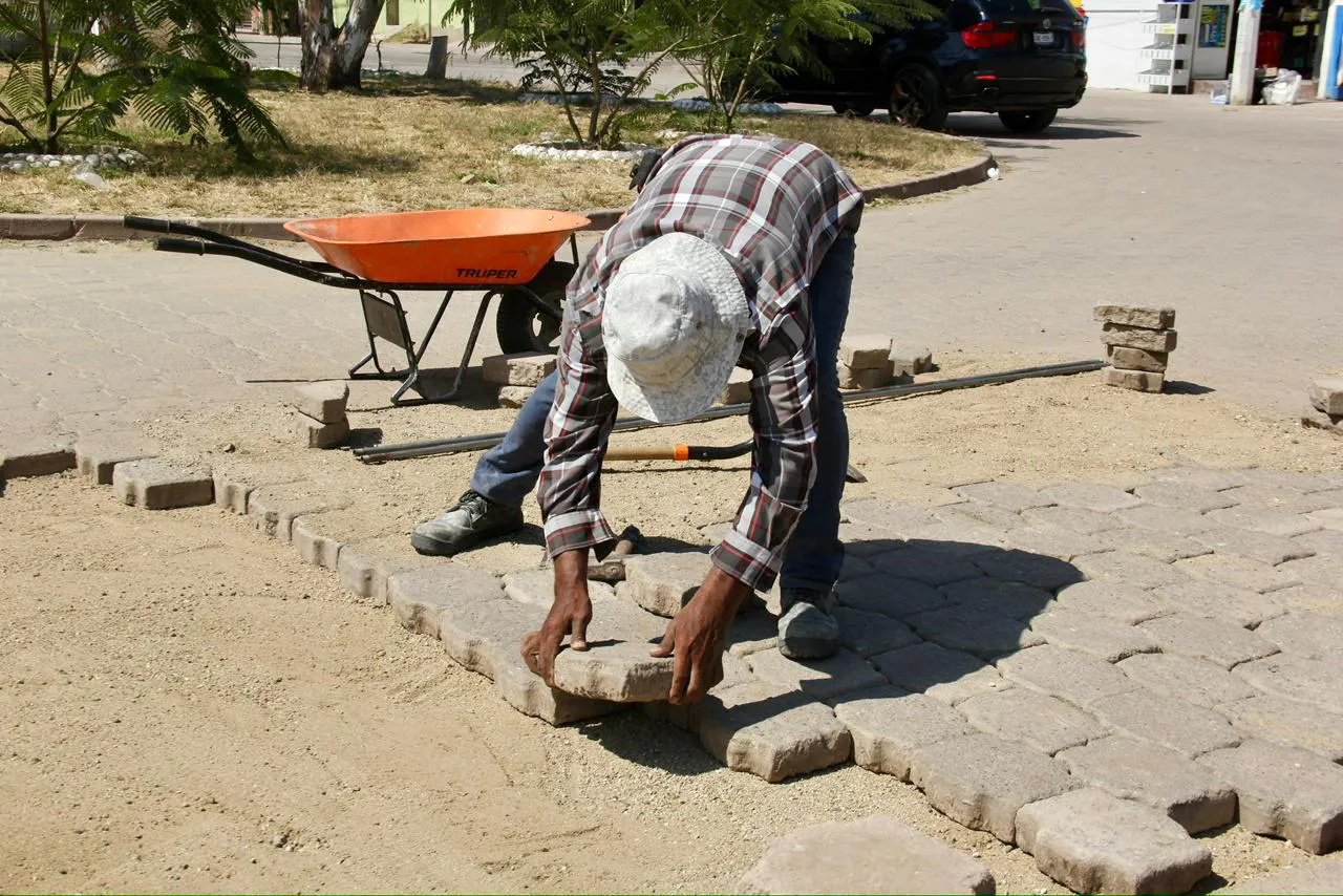 WhatsApp Image 2025-10-27 at 16.16.27