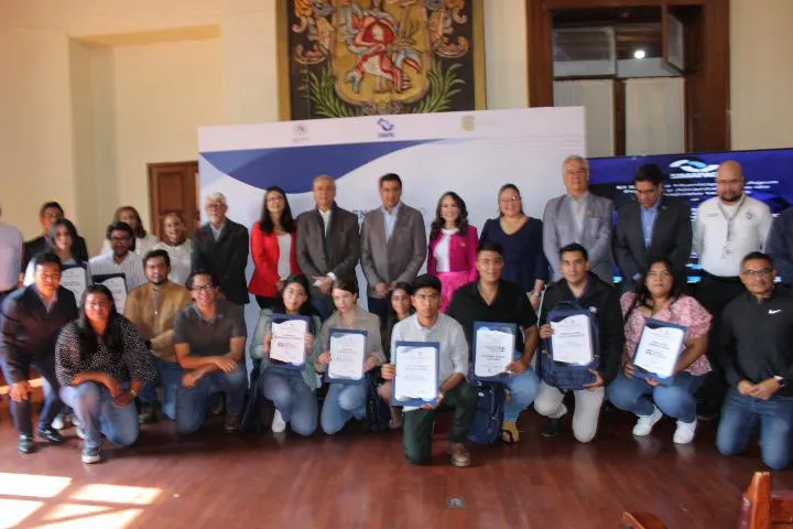 WhatsApp Image 2025-12-05 at 15.57.27