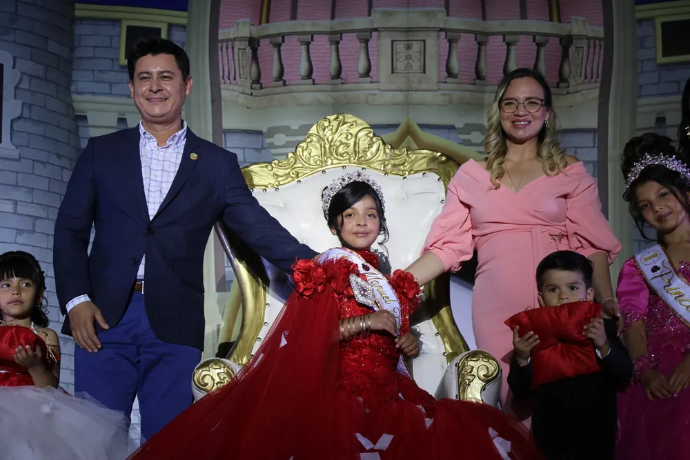 reina manuel Doblado