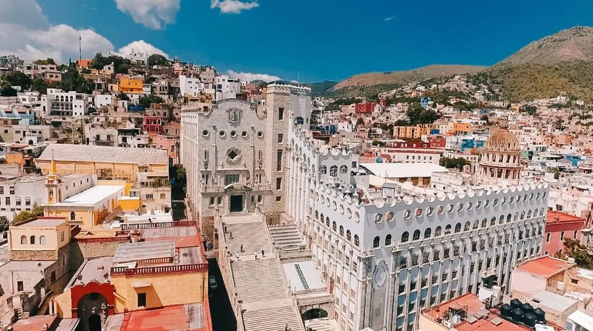 la-universidad-de-guanajuato-subio