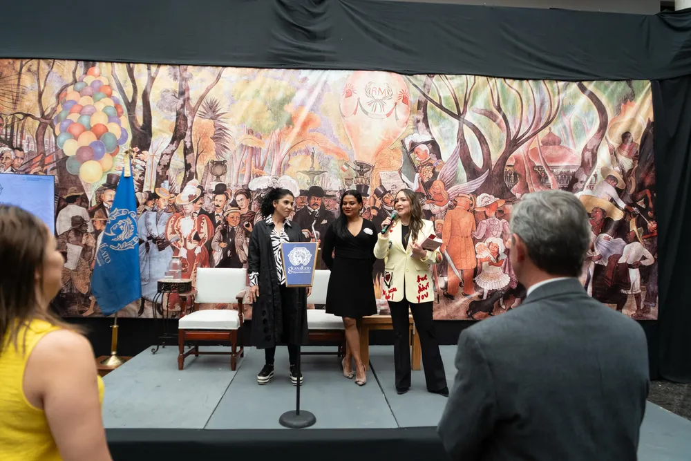 c0c71749-d3f4-49ad-bfd3-0706d881b924