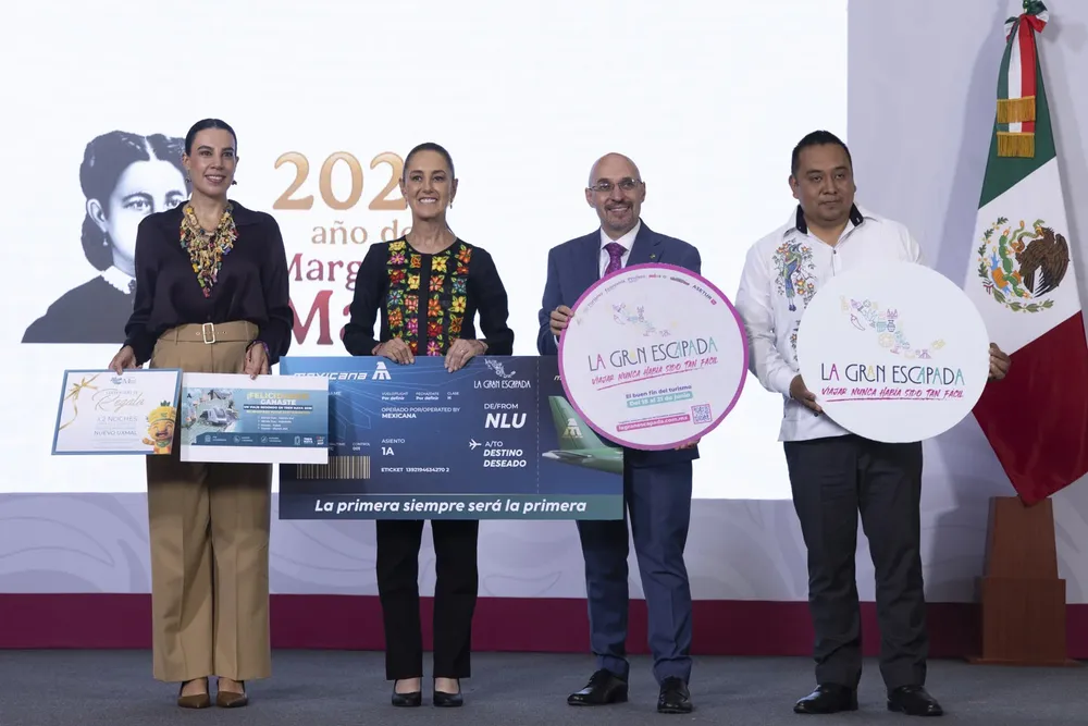 2026-06-19_Conferencia_de_prensa_matutina_-_Palacio_Nacional_14_JCB