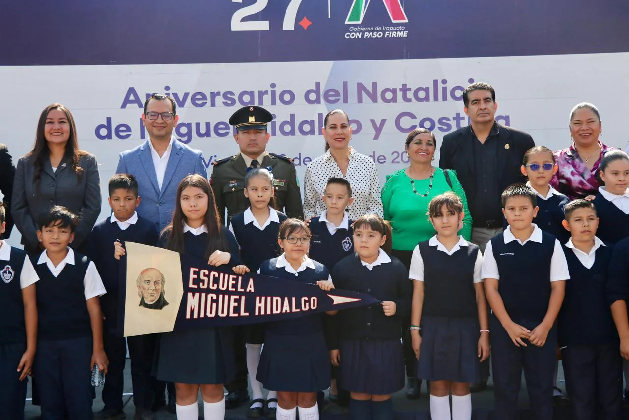 CONMEMORAN NATALICIO DE MIGUEL HIDALGO (1)