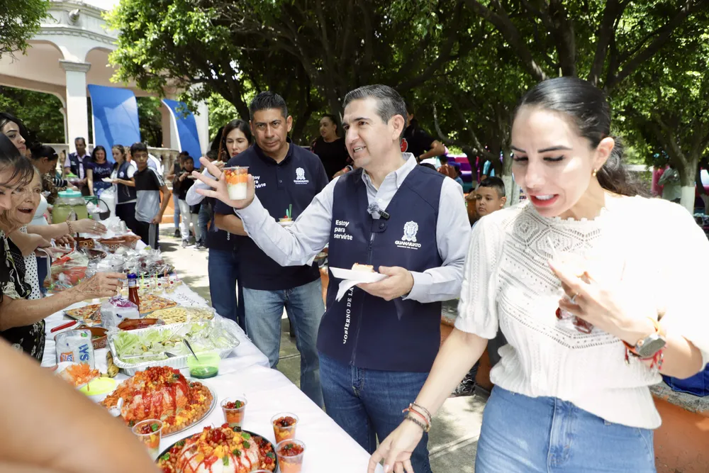 ENTREGA DIF APOYOS ALIMENTARIOS EN MOROLEÓN (1)