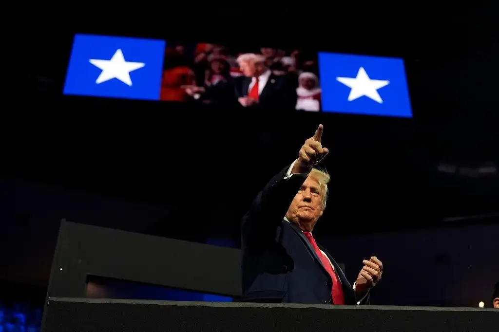 un-trump-2018salvado-por-dios2019-es-ungido-candidato-presidencial-republicano-7649html-trumpmilwaukee_apjpg-2714html-8025bec9-b80e-4ca3-9546-c2285269f15b
