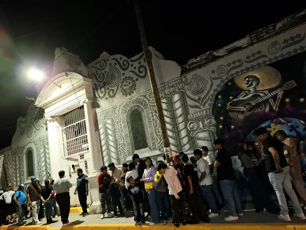 WhatsApp Image 2025-10-30 at 17.35.04