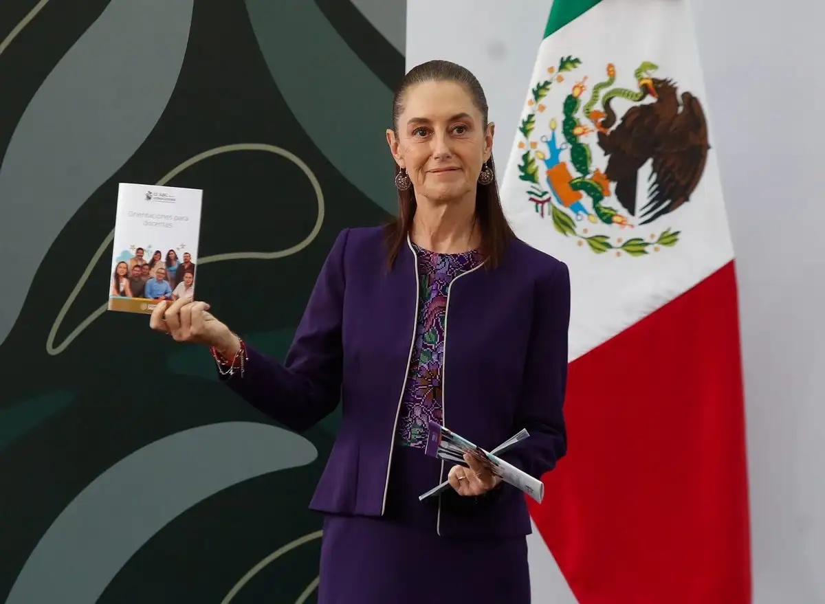 en-regreso-a-clases-sheinbaum-anuncia-programa-abc-de-las-emociones-para-atender-salud-mental-en-secundarias_37d1f3d0-cf79-40ae-9cc6-026d86a4f169_media