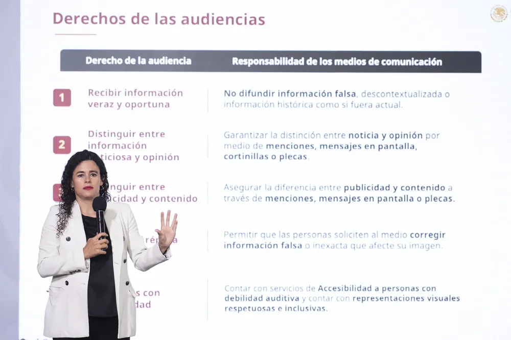2026-07-28_Conferencia_de_prensa_matutina_-_Palacio_Nacional_05_SLE