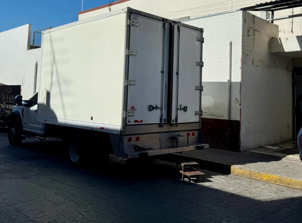 WhatsApp Image 2025-03-04 at 18.00.02