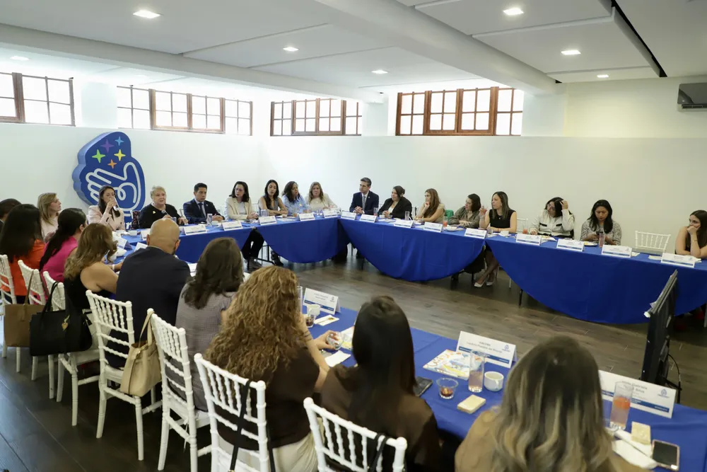 VOLUNTARIADO DIF ESTATAL Y AMEXME (4)