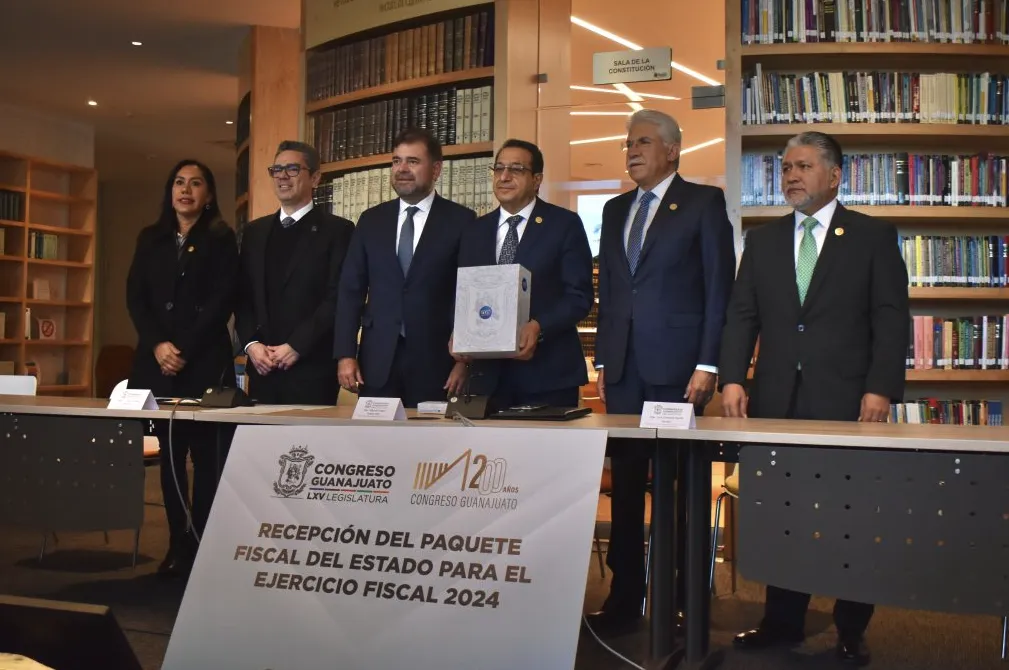 Captura de pantalla 2023-11-25 a la(s) 1.31.09 a.m.