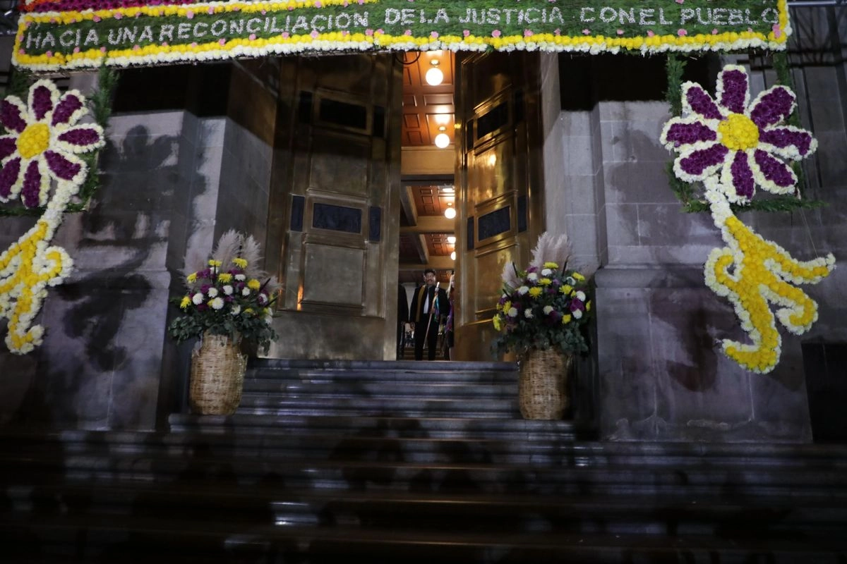 ministros-abren-puerta