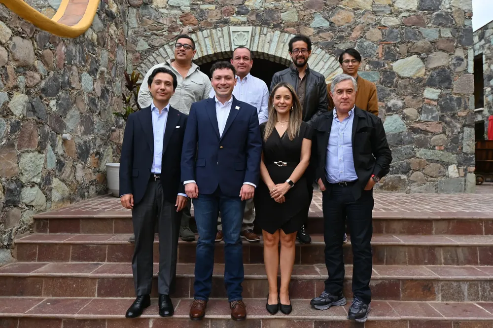 30a1d521-28c1-48d4-9e9a-df858d870dd4