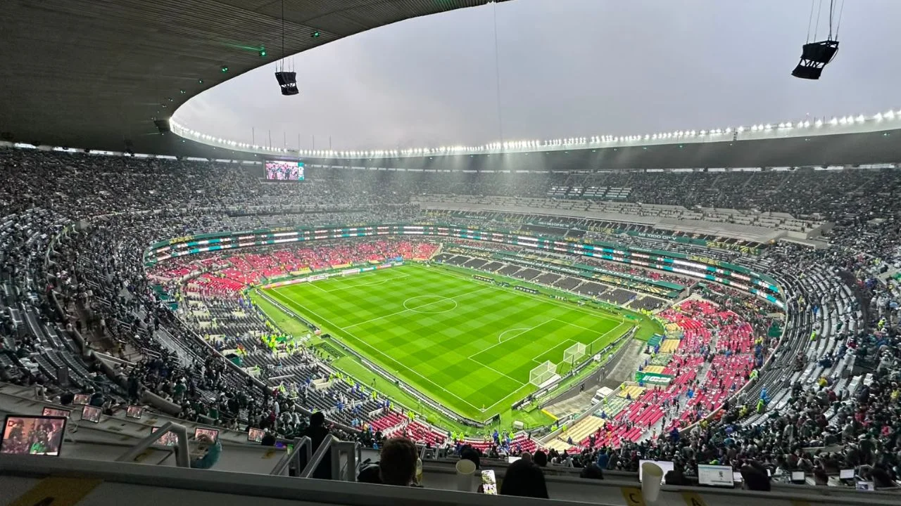 mexico-vs-ecuador-retraso