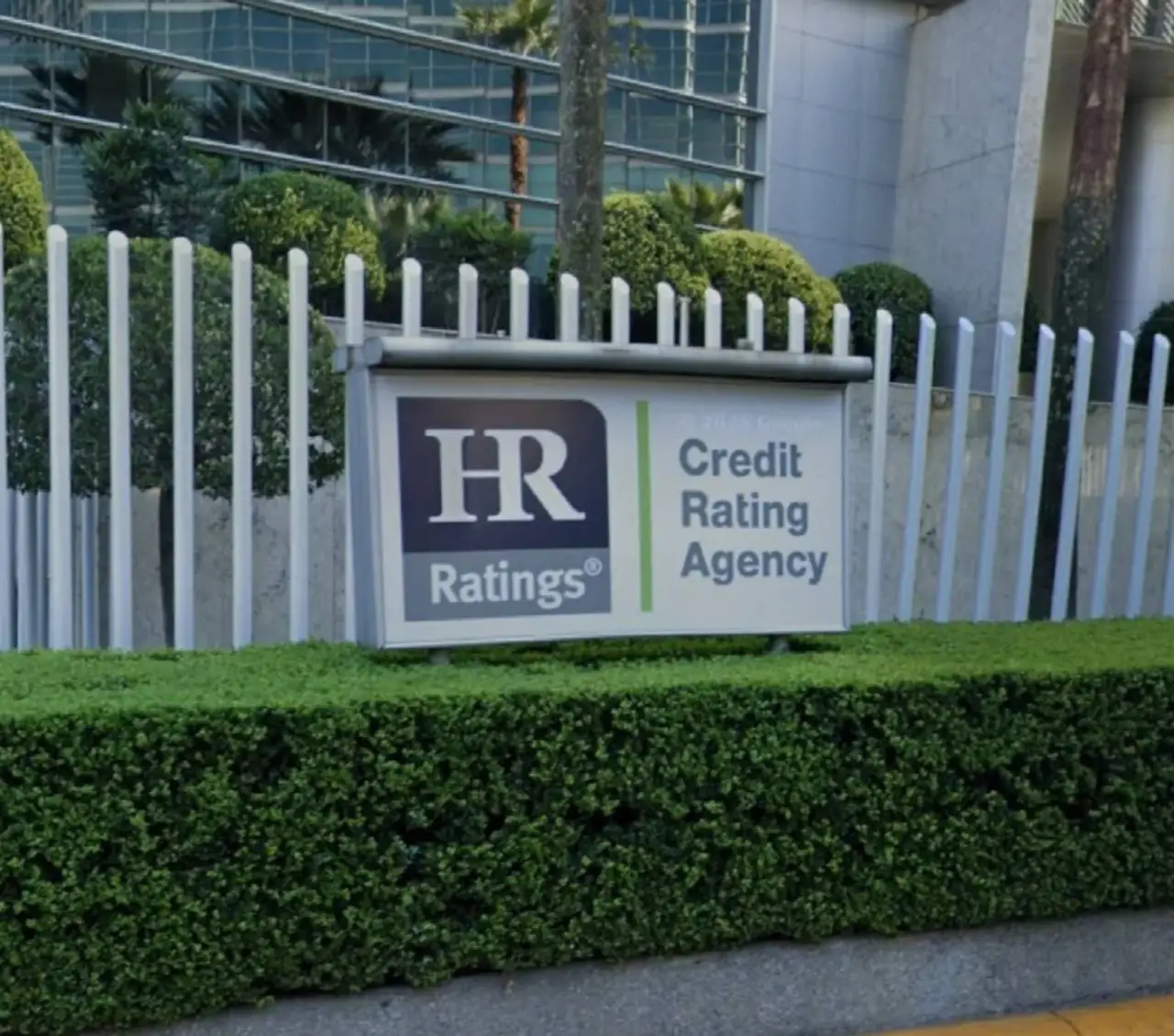 HR Ratings