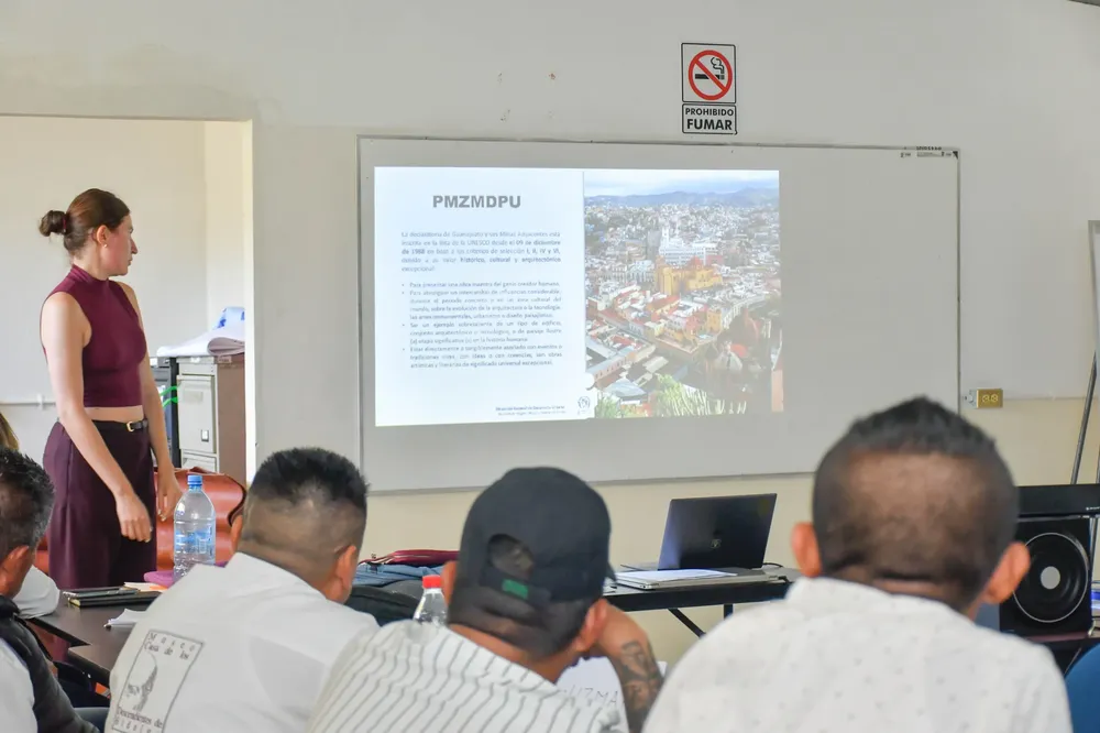 WhatsApp Image 2025-03-09 at 13.30.01