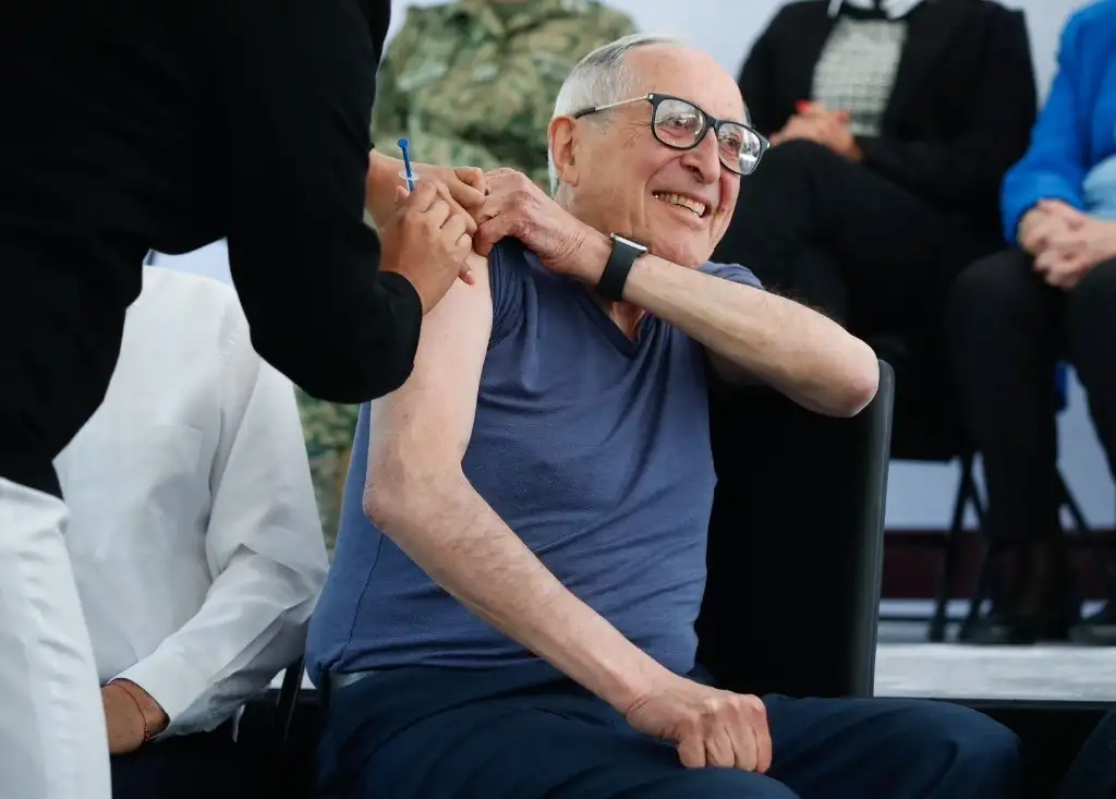 inicia-campana-nacional-de-vacunacion-contra-covid-19