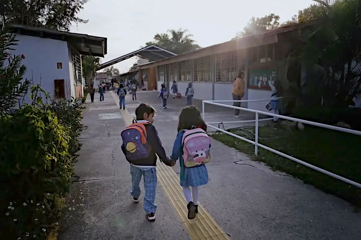 regreso-clases-2026-calendario-sep-puentes-vacaciones copia