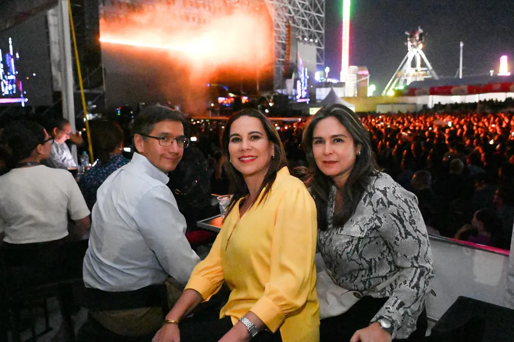 WhatsApp Image 2025-03-18 at 23.05.03 (1)