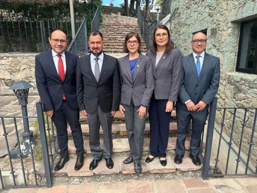 384561001_652537053652143_7789865174076769699_n-830x623