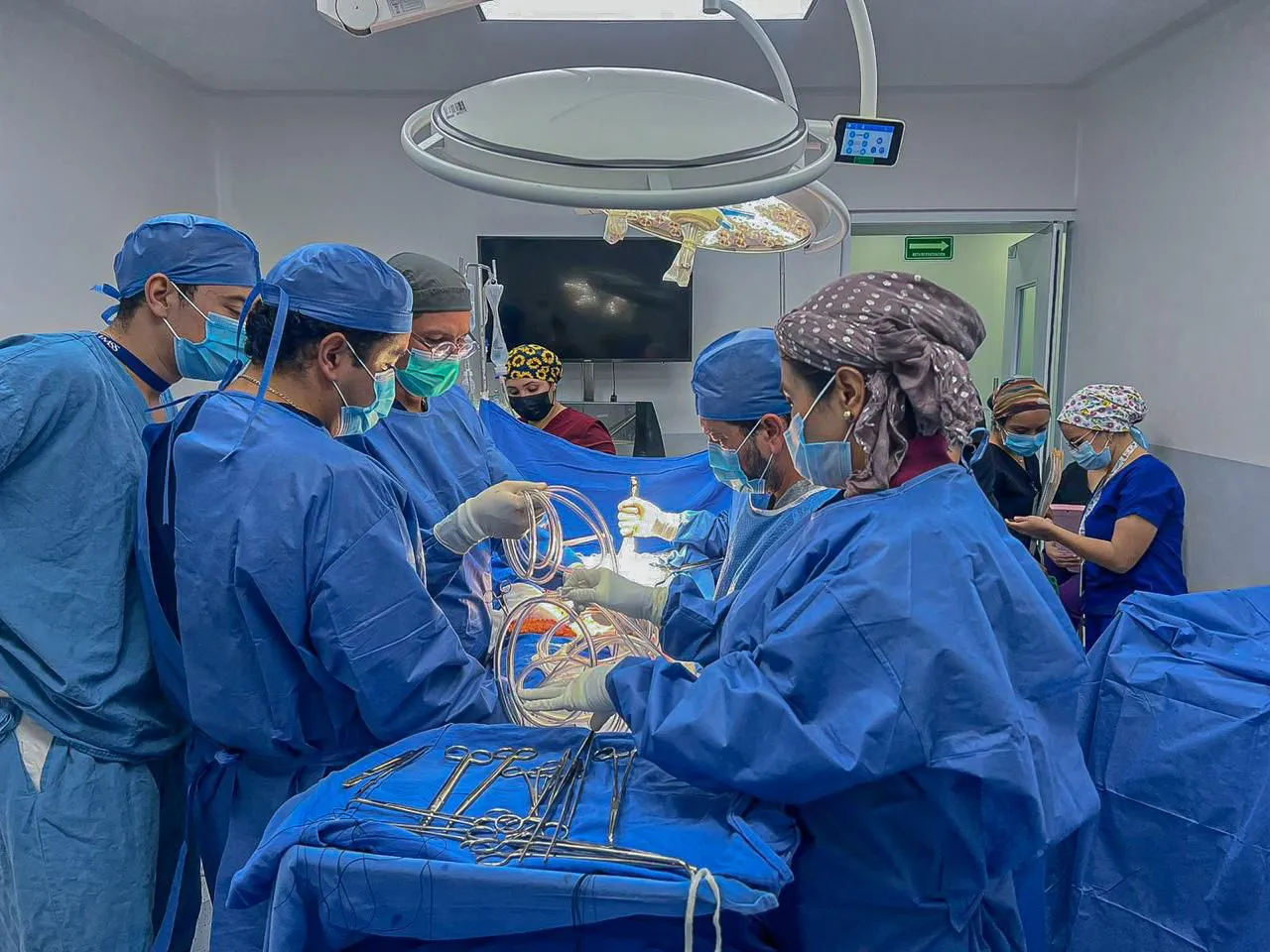 7ef7f277-0f83-4232-b6c6-96bb6383b6e5