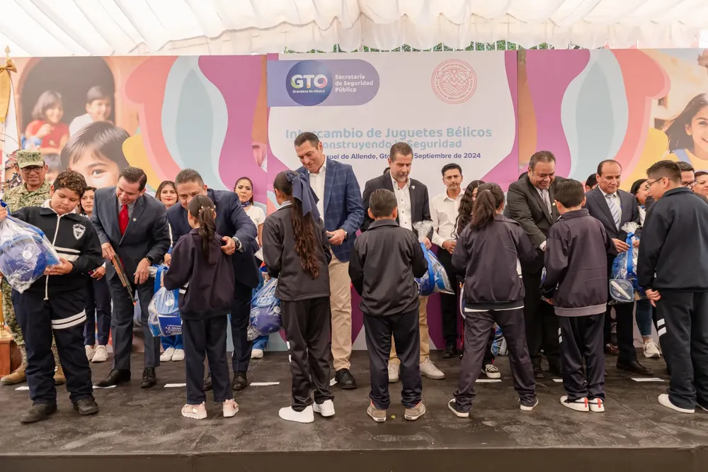 66d2af_13f82f09de9044cb8c7c0b15fd125b78~mv2