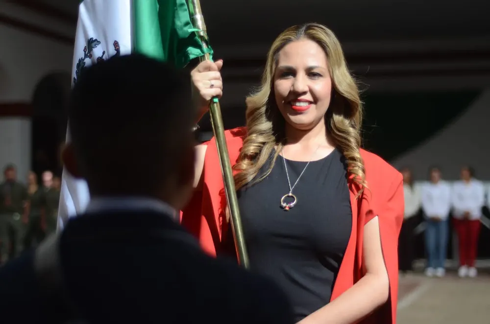 c8775e31-da37-4b53-8a1f-3f97cd5b532e