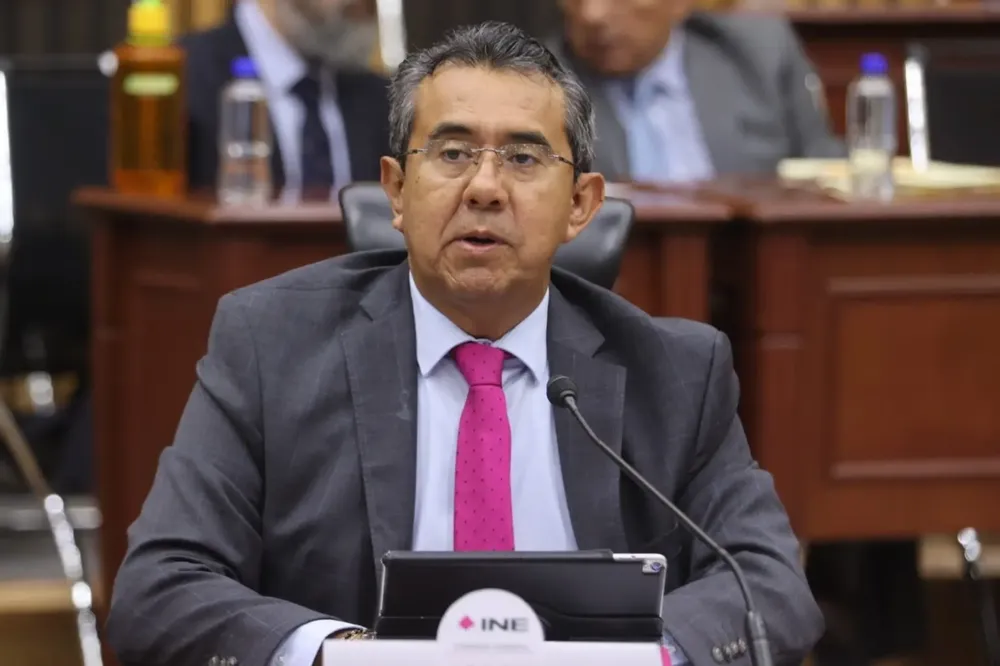 Jorge Montaño. Vínculos con Grupo Tabasco